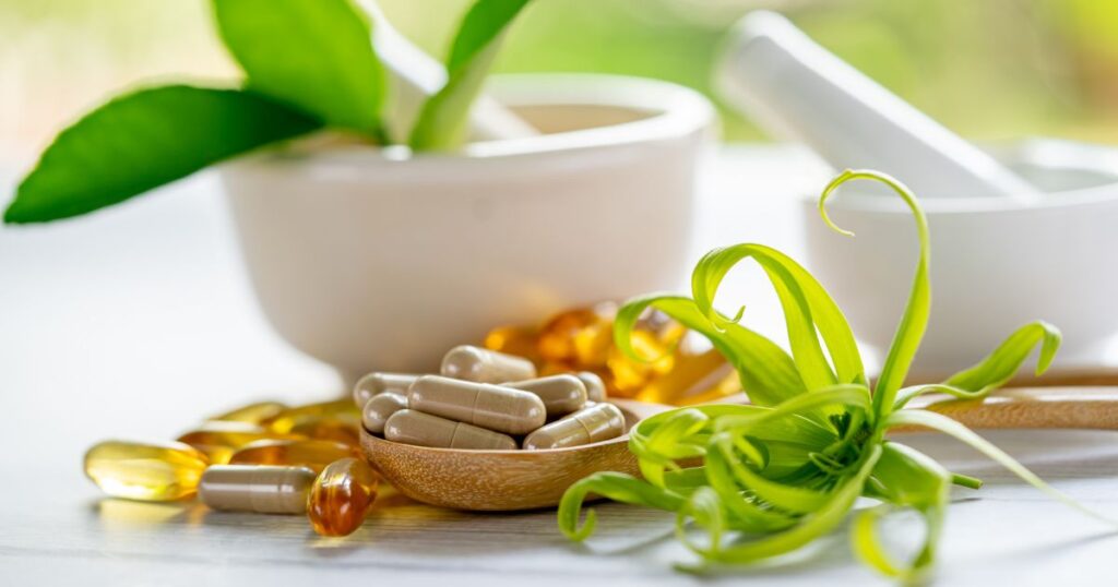 Best Herbal Medicine Options for Pain Relief and Care